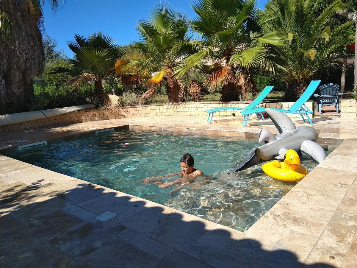 Petit Studio Au Calme Villa La Crau Luaran gambar
